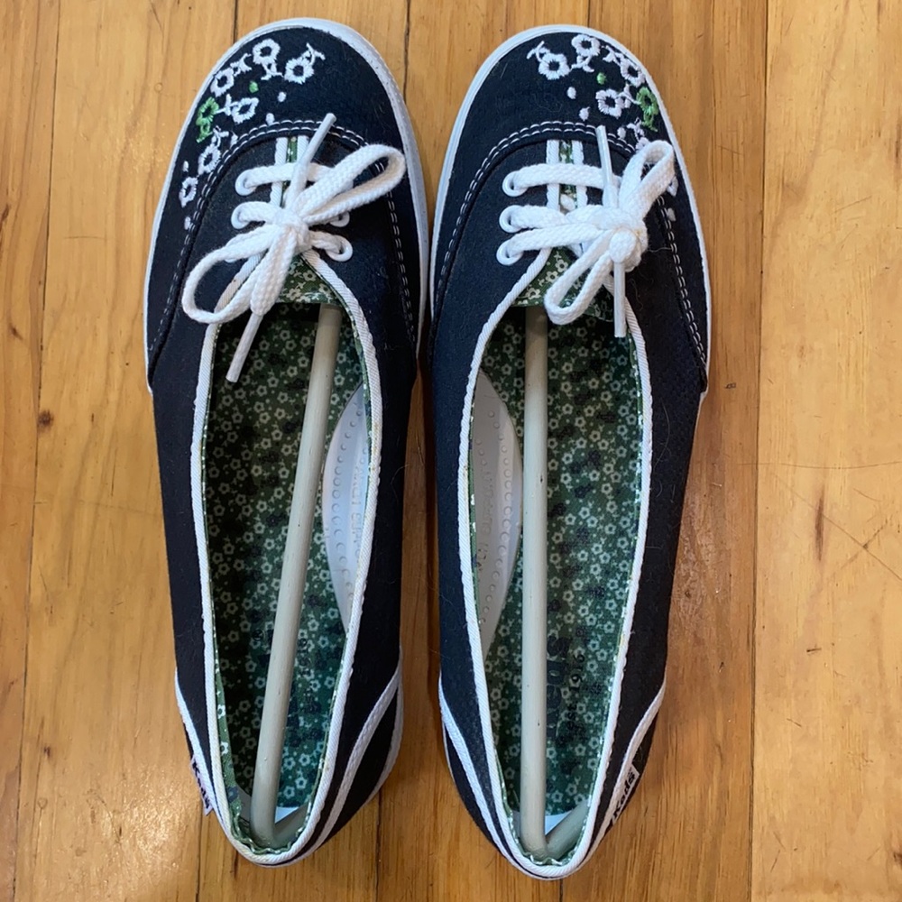 Ladies Navy Blue Keds